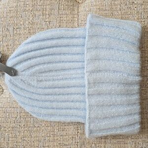 SONOMA BRAND WOMEN'S WARM BLUE WINTER BEANIE HAT ONE SIZE FITS MOST